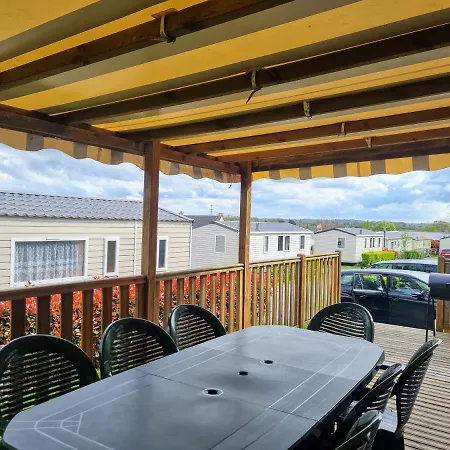 Dans Un Domaine A Litteau