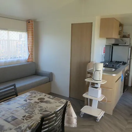 Dans Un Domaine à 4* Litteau