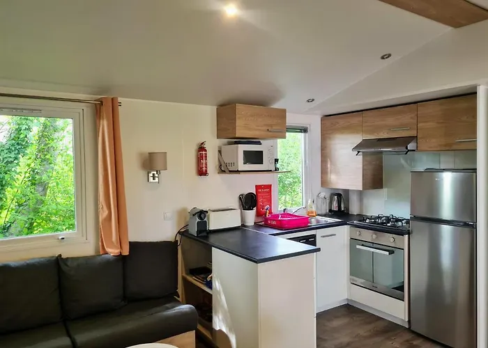 Dans Un Domaine A 4*