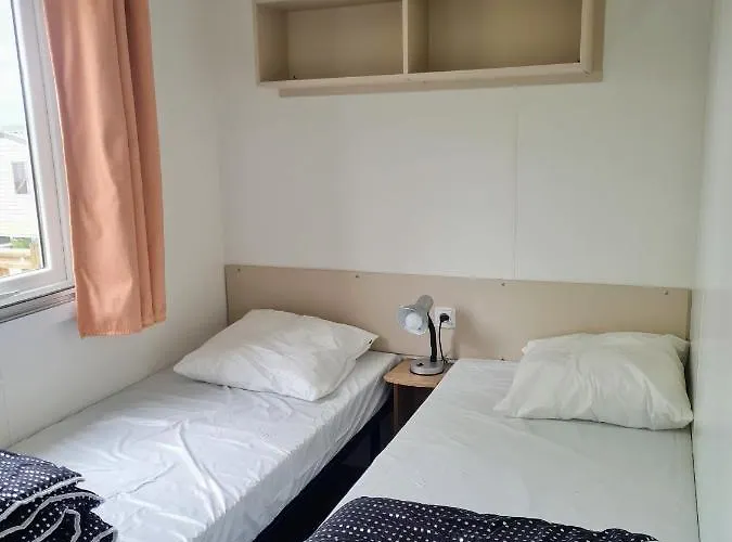 Dans Un Domaine A Campingplatz 4*