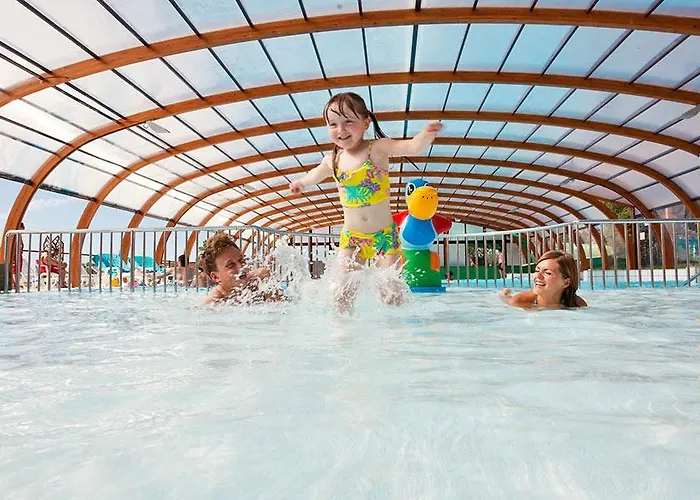 אתר קמפינג Dans Un Domaine A