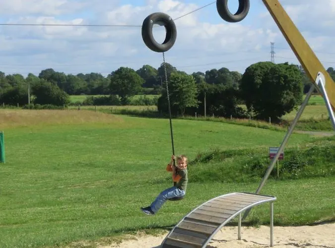 Dans Un Domaine A 4* Litteau