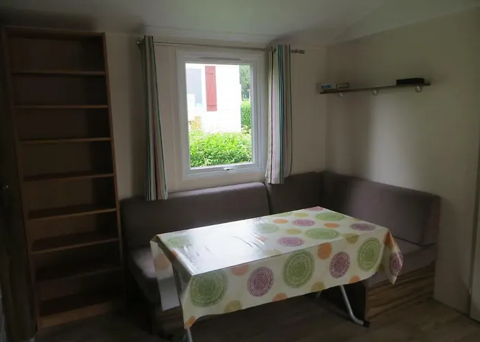 אתר קמפינג Dans Un Domaine A Litteau