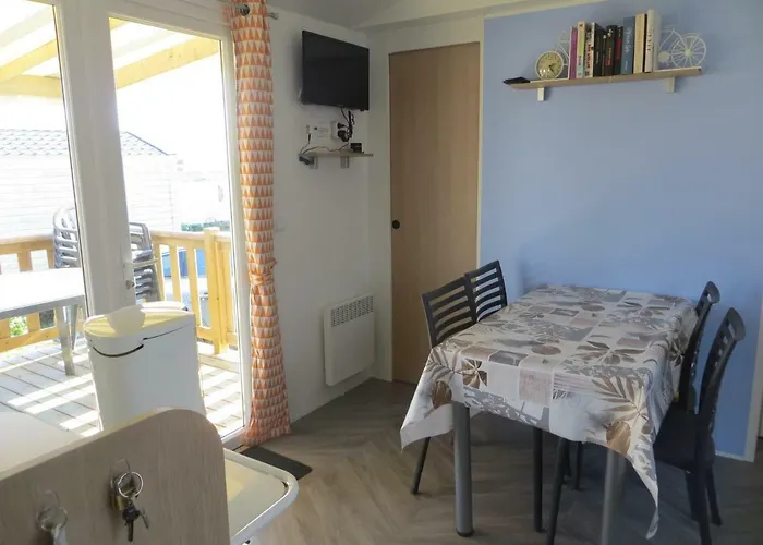 אתר קמפינג Dans Un Domaine A